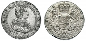 COLECCIÓN DE DUCATONES Y PATAGONES DE DOBLE PESO. CARLOS II. Doble ducatón. 1677. Bruselas. A/ CAROL. II. D. G. HISP. ET. INDIAR. REX. R/ . ARCHID. AV...