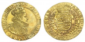 FELIPE IV. Doble soberano. 1637. Amberes. DEL-169 (oro). Leve doble acuñación en anv. MBC+. Muy escasa.