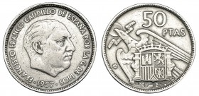 FRANCISCO FRANCO. 50 pesetas. 1957*58. Madrid. Ley. En canto UNA, LIBRE, GRANDE. VII-390.1. MBC-/MBC. Escasa.