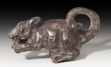 ROMA. Imperio Romano. Figura de ratón (II-IV d.C.). Plata. Longitud 25 mm.