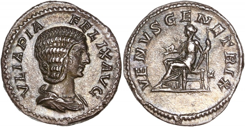 Julia Domna (193-217) Ar Denarius - Rome
A/ IVLIA PIA FELIX AVG
R/ VENVS GENETRI...