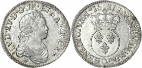 Louis XV (1715-1774) - Ar - Demi-ecu de Vertugadin
1716 O - Riom
A/ LVD XV D G FR ET NAV REX
R/ SIT NOMEN DOMINI BENEDICTVM 1716
Référence : Gad.308
1...