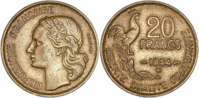 IVème République (1947 - 1959) 20 Francs Guiraud,
1954 B (Beaumont le Roger) - Bronze-aluminium
A/ REPUBLIQUE FRANÇAISE
R/ LIBERTE EGALITER FRATERN...