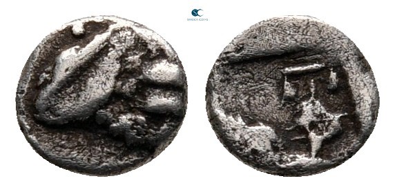 Ionia. Ephesos circa 500-420 BC. 
Tetartemorion AR

5 mm, 0,22 g



very ...