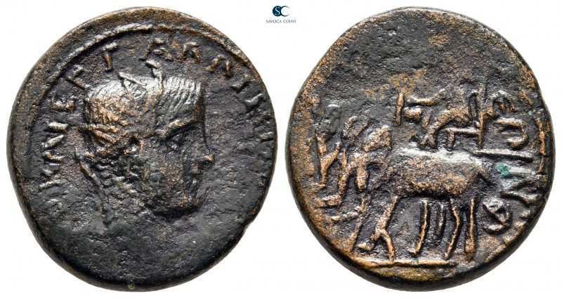 Bithynia. Nikaia. Gallienus AD 253-268. 
Bronze Æ

22 mm, 7,65 g



very ...