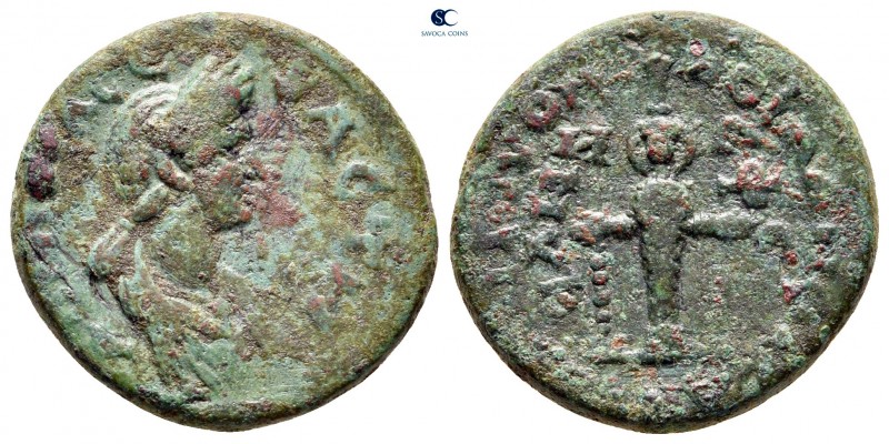 Ionia. Ephesos. Domitia AD 82-96. 
Bronze Æ

21 mm, 6,06 g



very fine