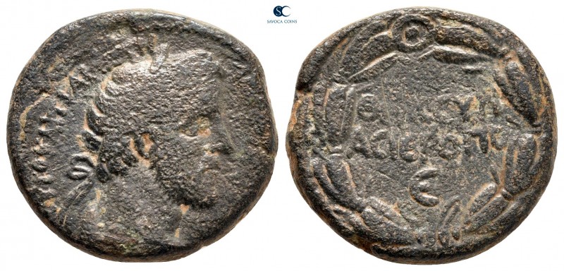 Cyrrhestica. Hierapolis. Antoninus Pius AD 138-161. 
Bronze Æ

21 mm, 9,43 g...