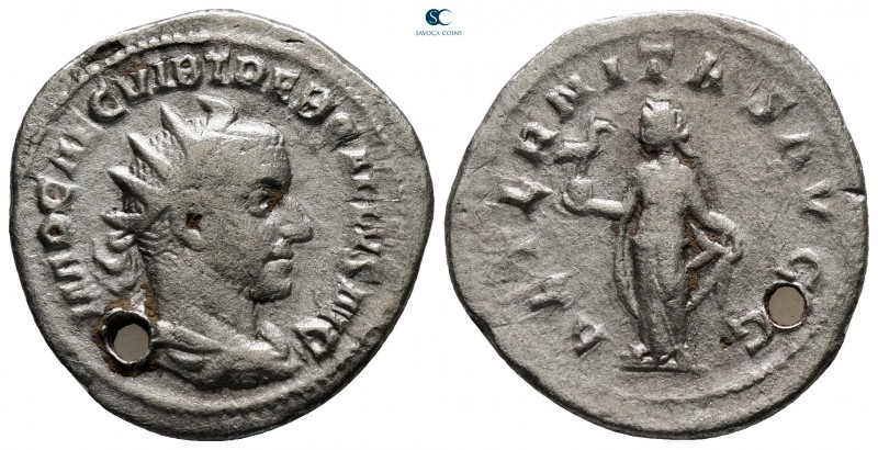 Trebonianus Gallus AD 251-253. Rome
Antoninianus AR

21 mm, 3,55 g



ver...