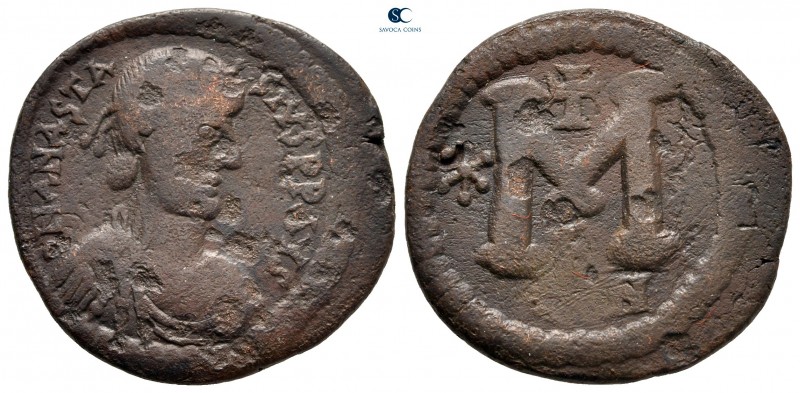 Anastasius I AD 491-518. Constantinople
Follis or 40 Nummi Æ

23 mm, 7,39 g
...