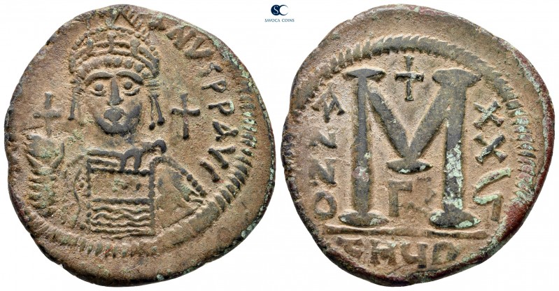 Justinian I AD 527-565. Theoupolis (Antioch)
Follis or 40 Nummi Æ

36 mm, 17,...