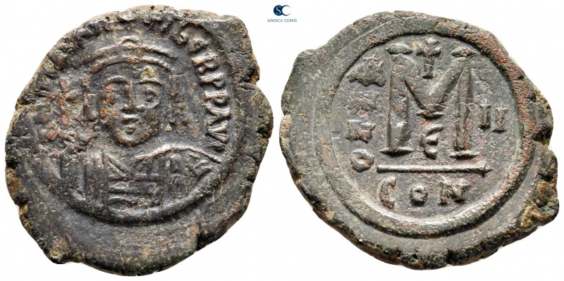 Maurice Tiberius AD 582-602. Constantinople
Follis or 40 Nummi Æ

33 mm, 12,3...