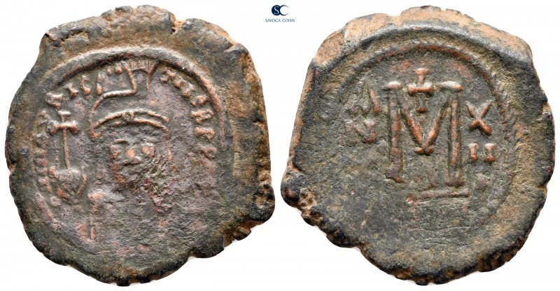 Maurice Tiberius AD 582-602. Uncertain mint
Follis or 40 Nummi Æ

31 mm, 12,4...