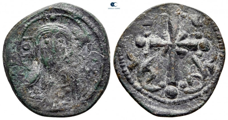 Nicephorus III Botaniates AD 1078-1081. Constantinople
Anonymous Follis Æ

23...