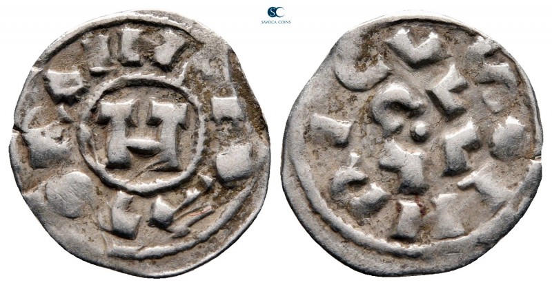 Henry II AD 1004-1024. Lucca
Denier BI

16 mm, 0,82 g



very fine