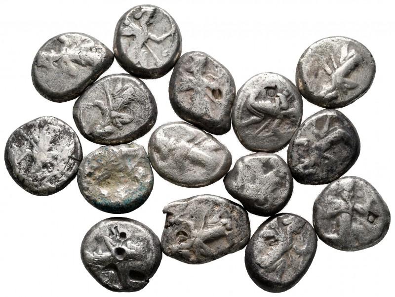 Lot of ca. 15 achaemenid sigloi / SOLD AS SEEN, NO RETURN! 

nearly very fine