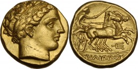 Continental Greece. Kings of Macedon. Philip II (359-336 BC). AV Stater, Pella mint. Struck circa 340-328 BC. Obv. Laureate head of Apollo right. Rev....