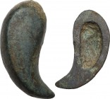 Aes Premonetale. Aes Formatum. Tear-claw shaped item, central Italy, 6th-4th century BC. Unlisted in the standard references. Cf. I. Vecchi, NVMMORVM ...