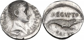 Augustus (27 BC-14 AD). AR Denarius, 28 BC. Uncertain mint (Pergamum ?). Obv. CAESAR DIVI F COS VI. Bare head right, small capricorn below. Rev. Croco...