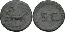 Julia Titi, daughter of Titus (died 90 AD). AE Sestertius, Rome mint. Struck under Domitian, 92-94 AD. Obv. DIVAE IVLIAE AVG DIVI TITI F SPQR. Carpent...