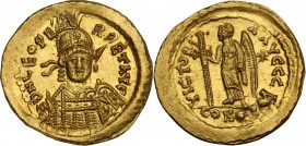 Leo I (457-474). AV Solidus, Constantinople mint, 462 or 466 AD. Obv. DN LEO PERPET AVG. Pearl-diademed, helmeted and cuirassed bust facing slightly r...