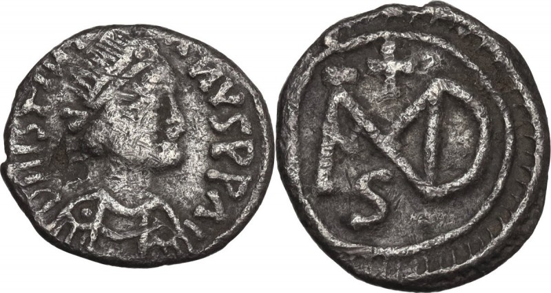 Justinian I (527-565). AR Half Siliqua, Carthage mint. Obv. D N IVSTINIANVS P P ...