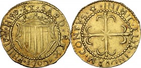Cagliari. Filippo V di Spagna (1700-1707). Scudo d'oro 1702. D/ Stemma d'Aragona in cartella coronata; sotto, nel giro, 1702. R/ Croce trifogliata con...