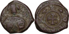 Capua. Ruggero II (1105-1154). Follaro, 1135-1137. D/ Busto frontale di Santo Stefano con aureola; ai lati, S | T - S. R/ Croce patente accantonata da...