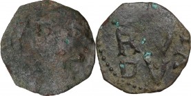 Salerno. Ruggero Borsa (1085-1111). Follaro o Mezzo Follaro (?). D/ Busto del duca (?) a destra con infula. R/ ROGE/ RI VS/ DVX su tre righe. Bellizia...