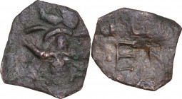 Salerno. Guglielmo I (1111-1127). Follaro, c. 1119-1127. D/ Arciere genuflesso nell'atto di flettere l'arco. R/ Le lettere GVI / LEM / DVS (Guglielmo ...