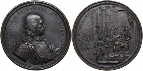 Cosimo III de' Medici (1670-1723). Medaglia con bordo modanato 1724. D/ COSMVS III D G MAGNVS DVX ETRVRIAE VI. Busto corazzato a destra con capelli lu...