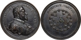 Ferdinando I de Medici (1587-1609). Medaglia con bordo modanato s.d. D/ FERDINANDVS I MAGN DVX ETR III. Busto corazzato a destra con mantello drappegg...