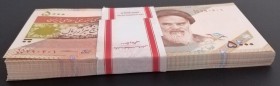 Iran, 5.000 Rials, 2013/2018, UNC, p152b, BUNDLE
(Total 100 consecutive banknotes)
Estimate: USD 30-60