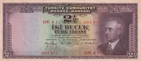 Turkey, 2 1/2 Lira, 1947, UNC(-), p140, 3. Emisyon, 1. Tertip
Low Serial Number
Estimate: USD 500-1000