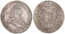 LEOPOLD I (1657 - 1705)&nbsp;
1 Thaler, 1671, 28,29g, Wien. Her 588&nbsp;

VF | VF , stopa po oušku | trace of mounting