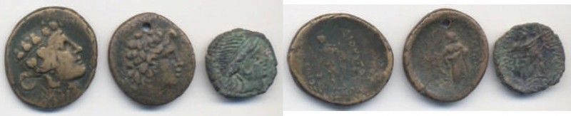 3 Monete greche in bronzo della Tracia, una è forata. Con cartellini di identifi...
