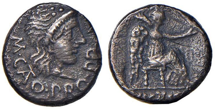 Porcia - M. Porcius Cato - Quinario (47-46 a.C.) Testa della Libertà - R/ La Vit...