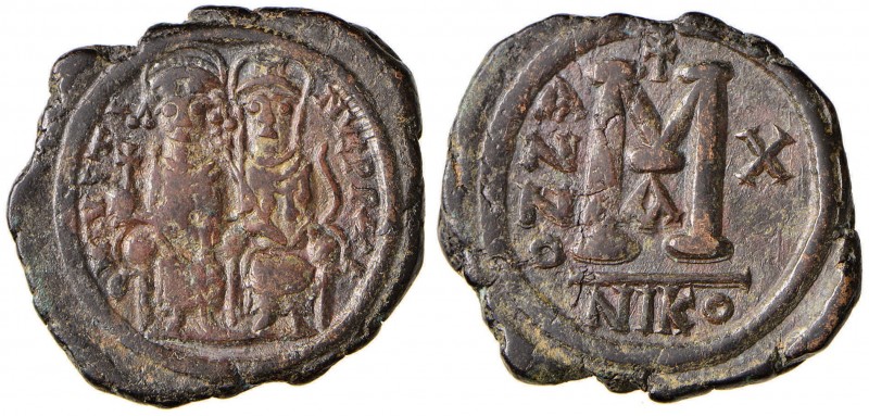 BISANZIO Giustino II (565-578) Follis A. X (Nicomedia) Giustino e Sofia seduti d...