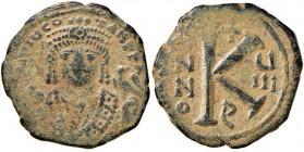 BISANZIO Maurizio Tiberio (582-602) Mezzo follis (Antiochia, indicata dalla lettera R) - Busto di fronte - R/ Lettera K - Sear 535 AE (g 5,35)
BB+