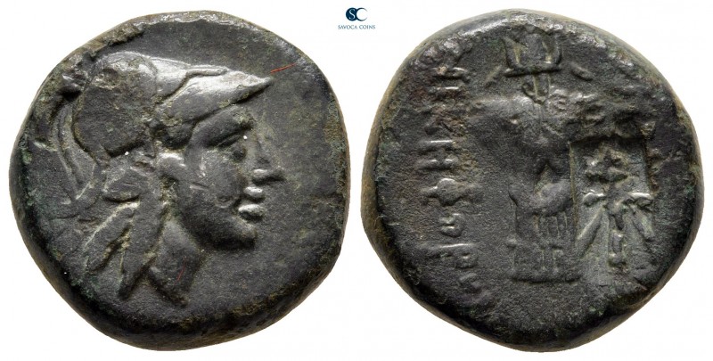 Mysia. Pergamon circa 200-133 BC. 
Bronze Æ

20 mm, 10,72 g

Head of Athena...