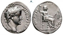 Tiberius AD 14-37.  "Tribute Penny" türü.  Lugdunum (Lyon).  Denarius AR