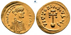 Herakleios AD 610-641.  İstanbul.  Semissis AV
