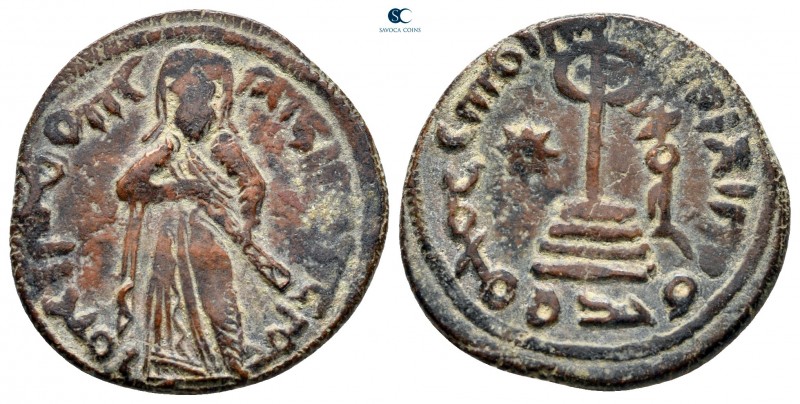 Arab-Byzantine. Hims (Emesa). trmp. Abd al-Malik ibn Marwan AH 65-86. 
Fals AE...