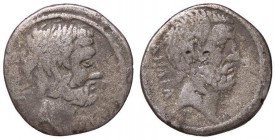 ROMANE IMPERIALI - Bruto († 42 a.C.) - Denario - Testa di Brutus il vecchio a d. /R Testa di Servilius Ahala a d. B. 30; Cr. 433/2 (AG g. 3,62)

meg...