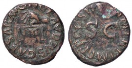 ROMANE IMPERIALI - Claudio (41-54) - Quadrante - Mano che sostiene una bilancia /R SC entro corona C. 71; RIC 85 (AE g. 3,15)

BB+