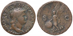 ROMANE IMPERIALI - Nerone (54-68) - Asse - Testa a d. /R La Vittoria in volo a s. con scudo C. 302; RIC 543 (AE g. 10,36)

BB
