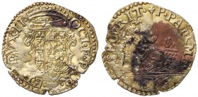 ZECCHE ITALIANE - PARMA - Ottavio Farnese (1547-1586) - Scudo d'oro 1556 CNI 22/29; MIR 924/3 R (AU g. 3,06)

MB