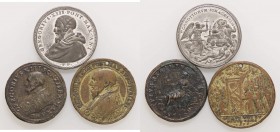 LOTTI - Medaglie PAPALI - Lotto di 3 medaglie di Gregorio XIII

MB÷SPL