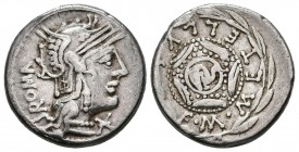 GENS CAECILIA. Denario. (Ar. 3,86g/17mm). 127 a.C. Roma. (FFC 205; Crawford 263/1a). Anv: Cabeza de Roma a derecha con estrella en la parte inferior d...