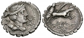 GENS CLAUDIA. Denario. (Ar. 3,96g/19mm). 79 a.C. Taller auxiliar de Roma. (FFC 566; Crawford 383/1a). Anv: Busto diademado de Diana a derecha con carc...