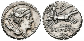 GENS CLAUDIA. Denario. (Ar. 3,83g/18mm). 79 a.C. Taller auxiliar de Roma. (FFC 567; Crawford 381/1a). Anv: Busto diademado de Diana a derecha con arco...